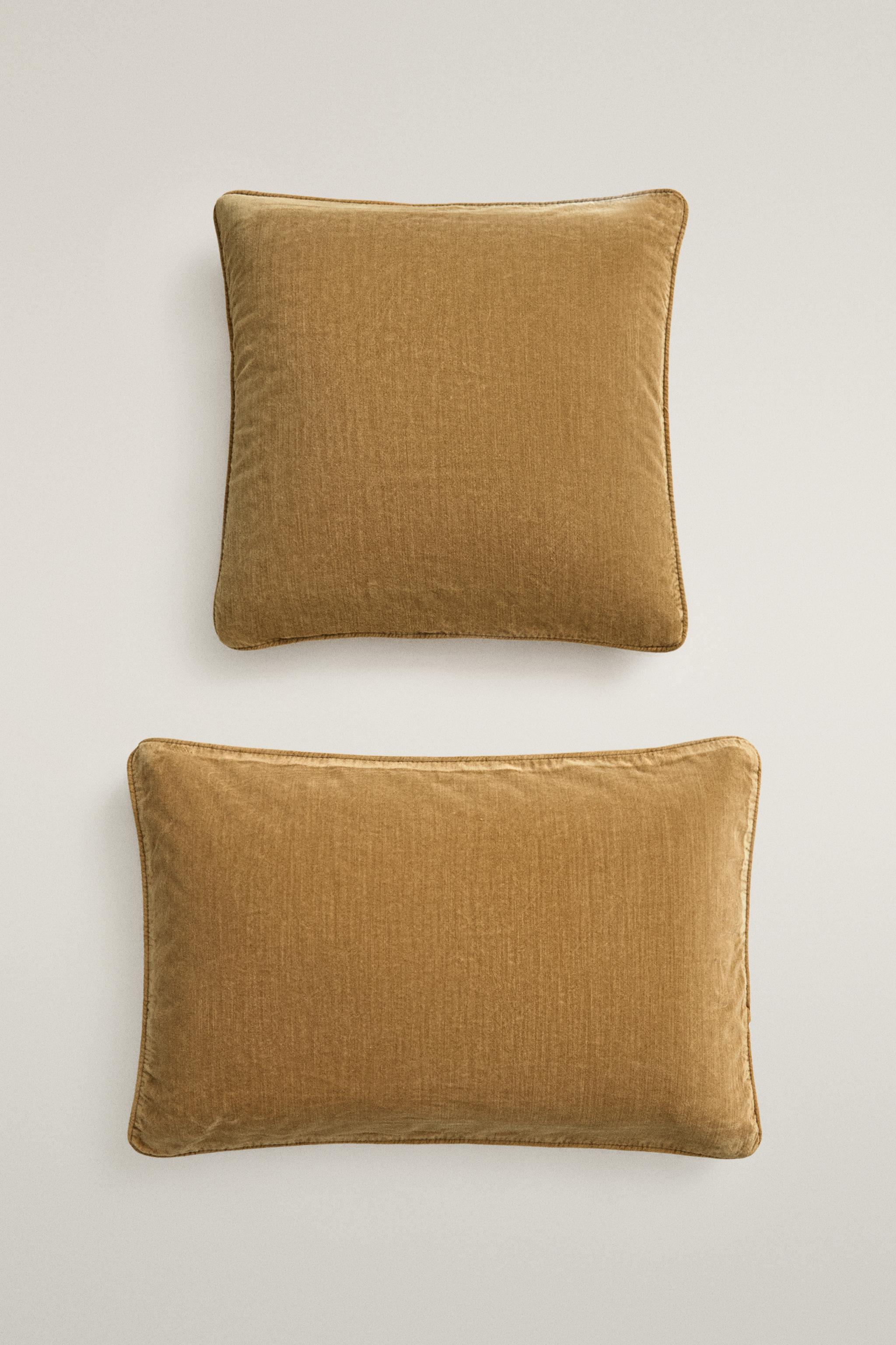 VELVET THROW PILLOW COVER